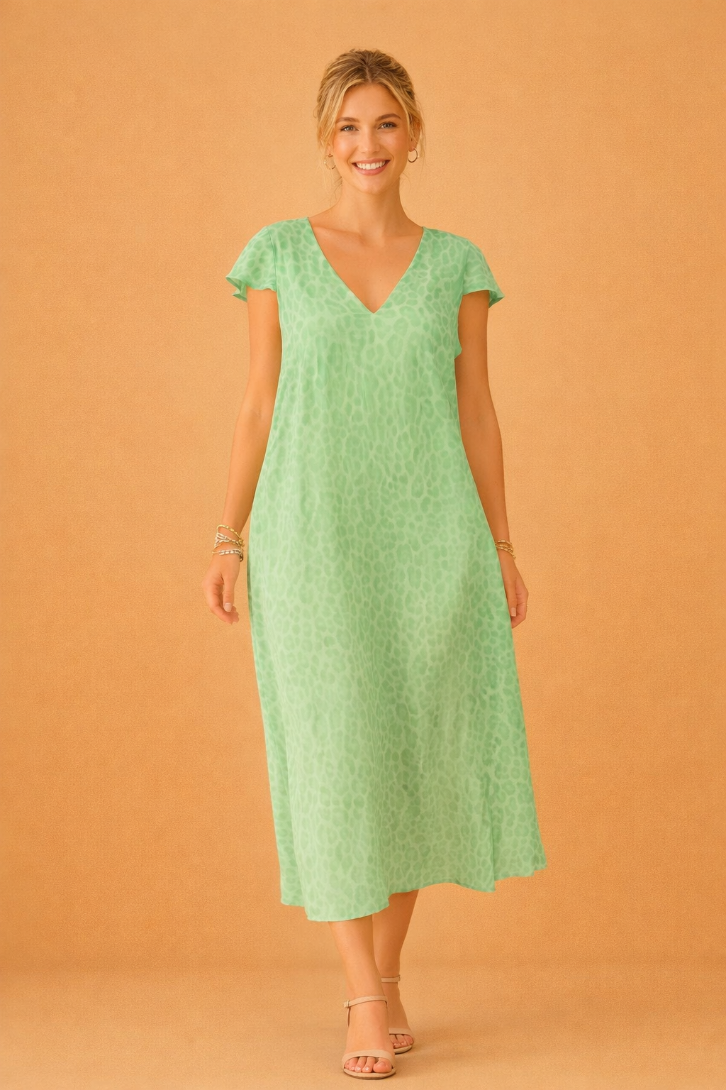 Elegant V-Neck Summer Dress with Short Sleeves for Women Stylish Casual Wear 1