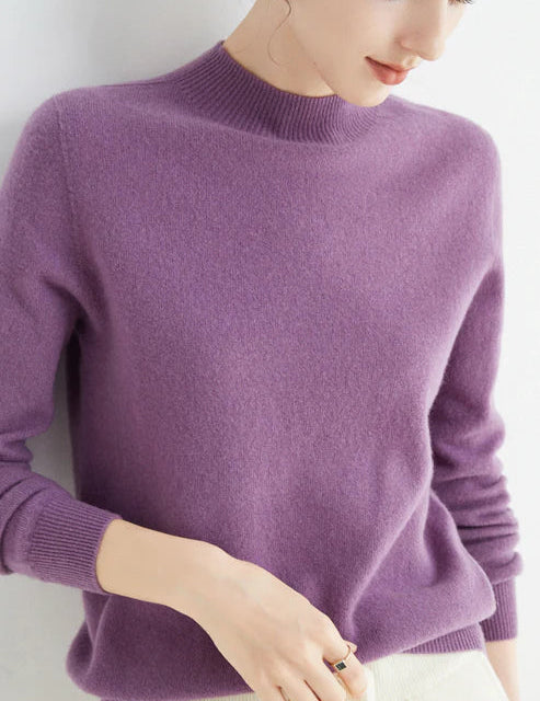 Elegant Women’s Turtleneck Sweater for Stylish Warmth 10