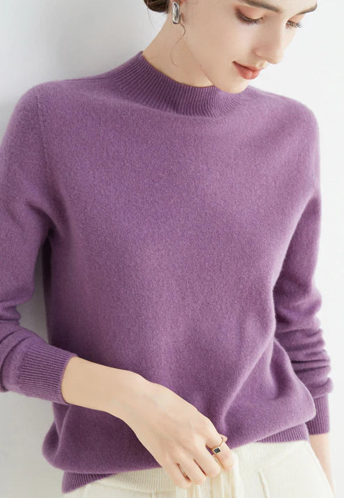 Elegant Women’s Turtleneck Sweater for Stylish Warmth 10