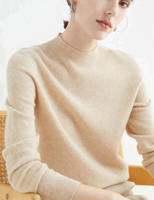 Elegant Women’s Turtleneck Sweater for Stylish Warmth 9