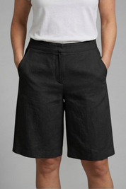 Women's Knee-Length Shorts with Elastic Waistband & Side Pockets for Casual Summer Style 8