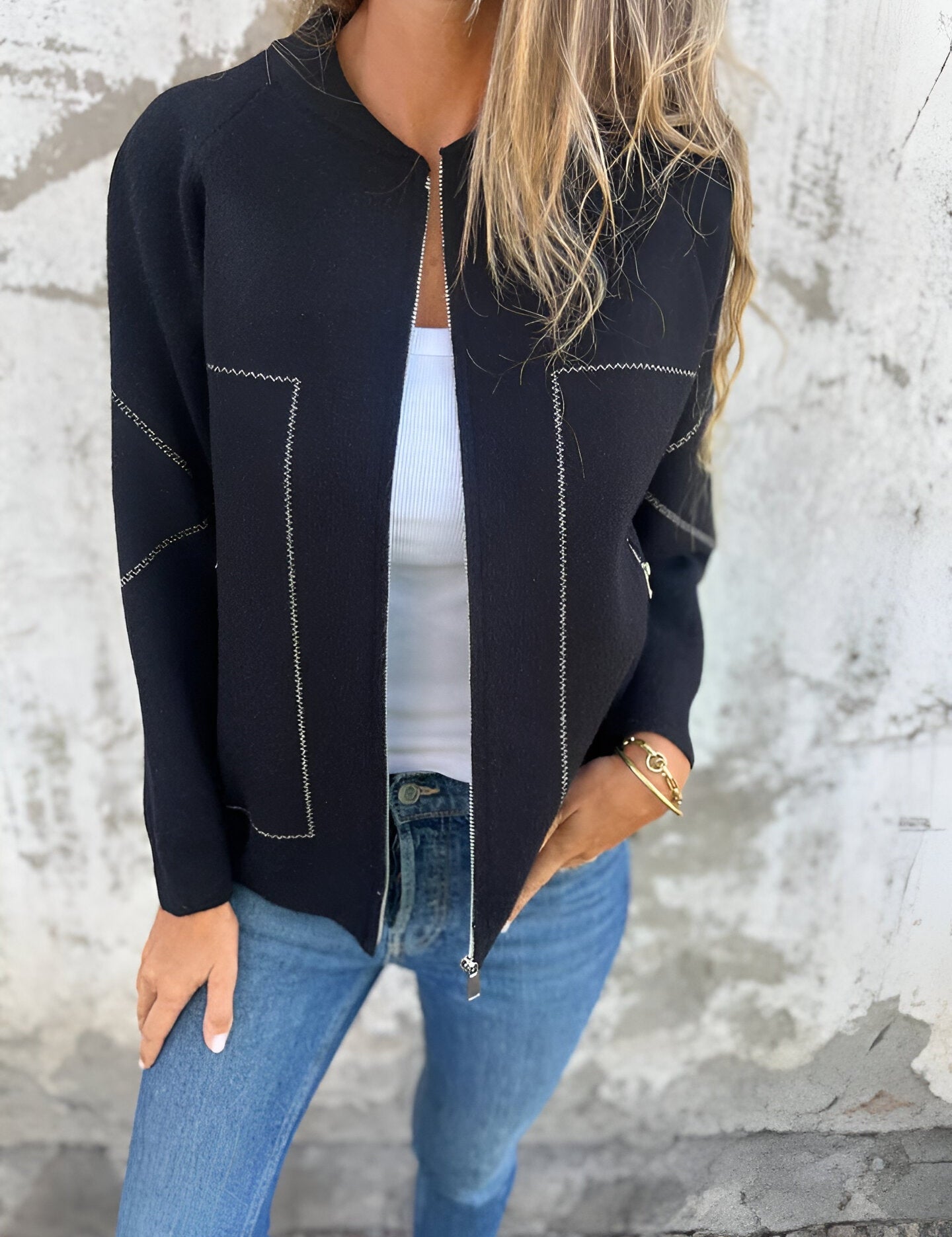 Women's Lightweight Casual Zip-Up Jacket for Spring and Autumn - Comfortable Fit with Pockets and Easy Zip Closure 0