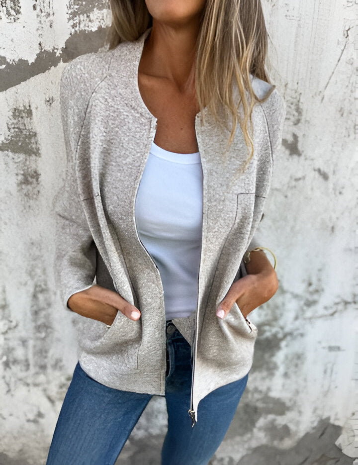 Women's Lightweight Casual Zip-Up Jacket for Spring and Autumn - Comfortable Fit with Pockets and Easy Zip Closure 3