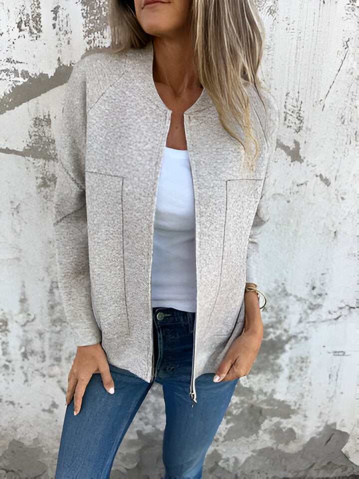 Women's Lightweight Casual Zip-Up Jacket for Spring and Autumn - Comfortable Fit with Pockets and Easy Zip Closure 4