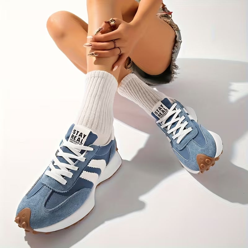 Women's Sneakers with Arch Support - Retro Platform Lace-Up Trainers for Casual Wear 4