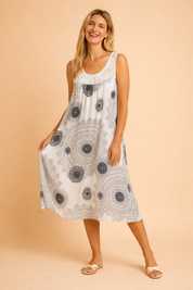 Women's Summer Maxi Dress - Stylish Sleeveless Lightweight Dress for Warm Weather 0